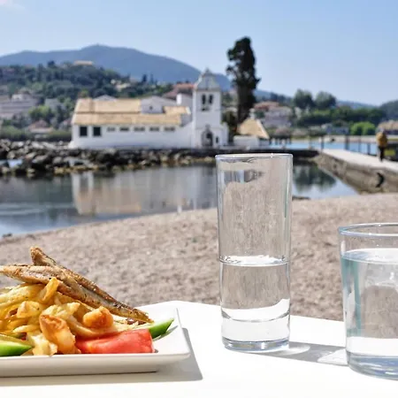 Apartment τhe Hidden Garden *