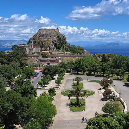 τhe Hidden Garden Apartament