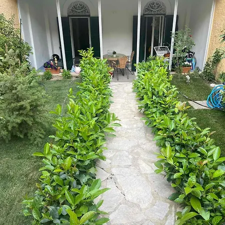 Apartament τhe Hidden Garden
